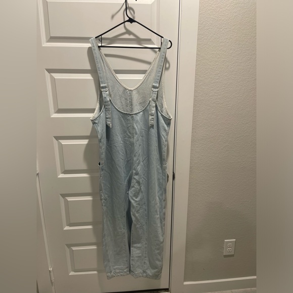 We the free free people High Roller Overall Denim Jumpsuit Size Large - Picture 5 of 10